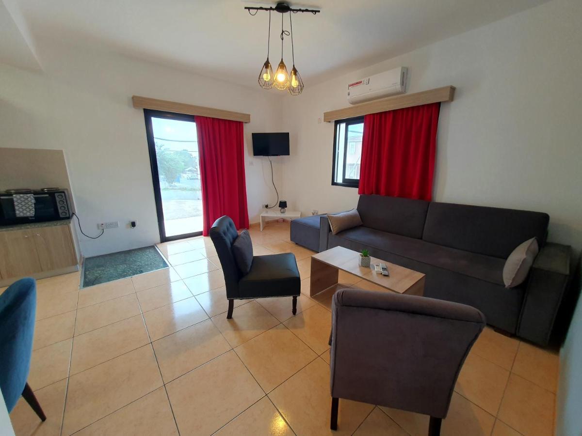 Valentina Apartments Paphos Luaran gambar