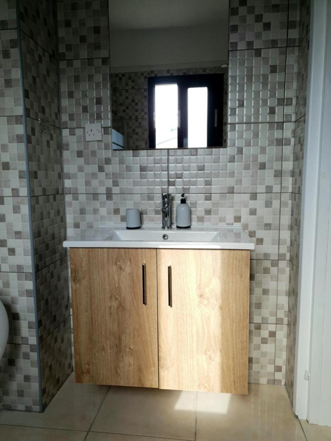 Valentina Apartments Paphos Luaran gambar
