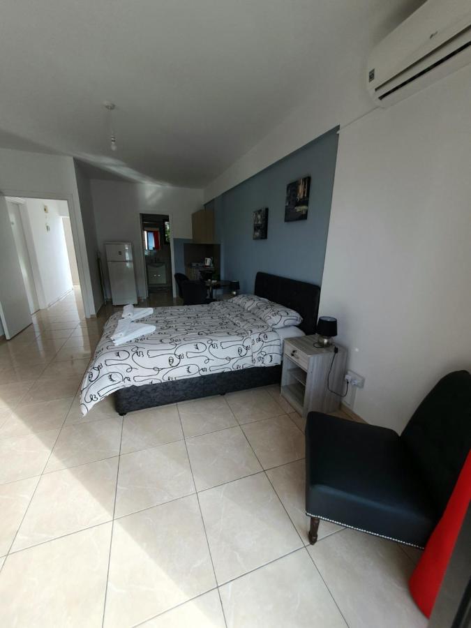 Valentina Apartments Paphos Luaran gambar